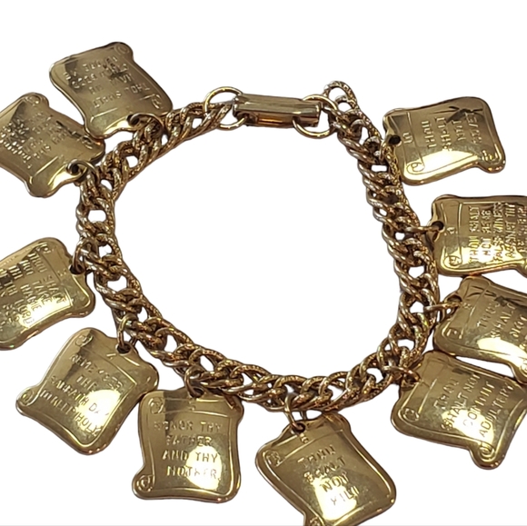 The Ten Commandments Gold Dangle Charm Bracelet - Picture 1 of 9